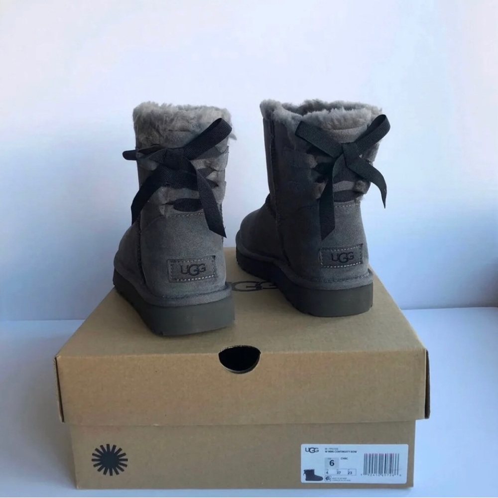 New UGG Mini Continuity Bow Boots
